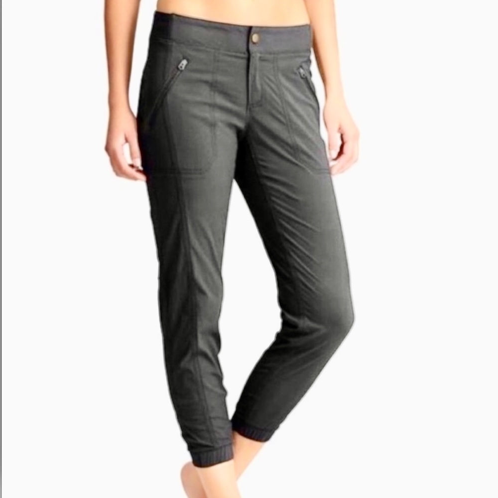 ATHLETA Women's Trekkie Copped Joggers Hiking Outdoor Elastic Waist